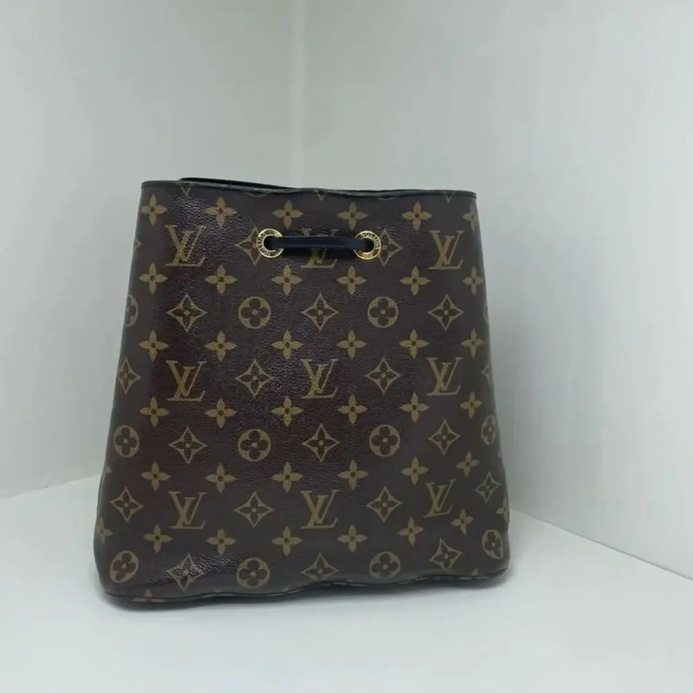 Louis Vuitton Women Pre-Loved Bag Very Good Condition